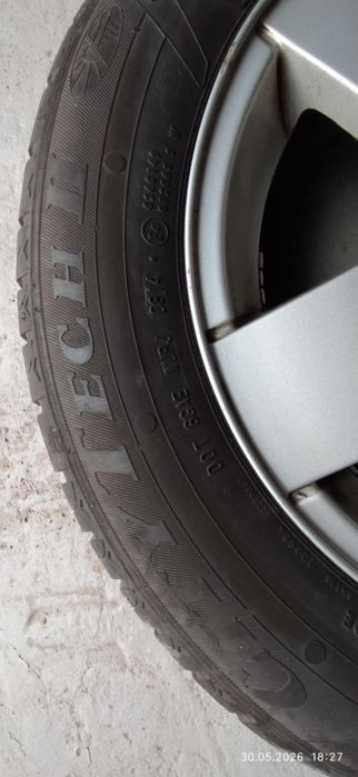 Koła Alufelgi VW letnie opony 195/65 15  5x100 golf 4