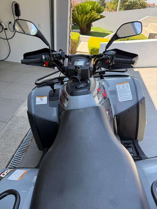 Vendo Quad Linhai 550, de 2022