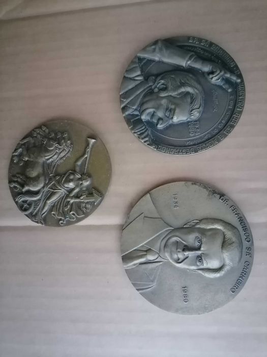 Medalha Dr. SÁ CARNEIRO e 3º/4º Congresso PSD 1976