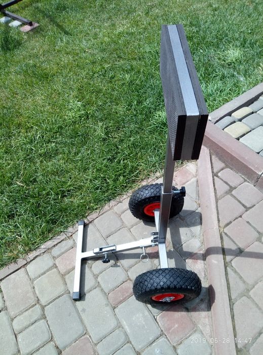 Тележка для лодочного мотора