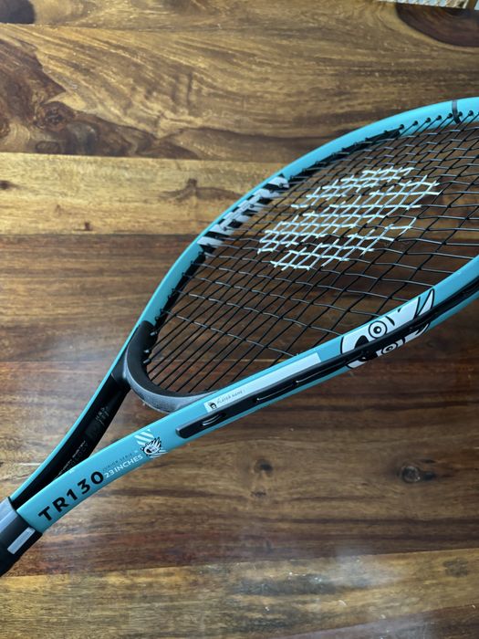 Raquete Artengo TR130 junior serie