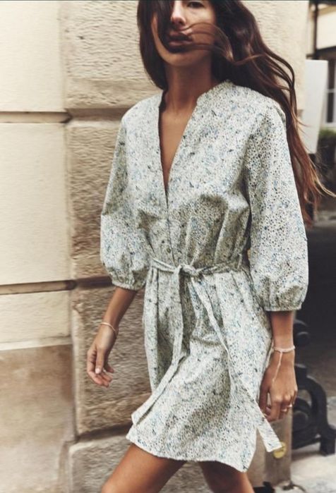 Вишукана сукня від Zara