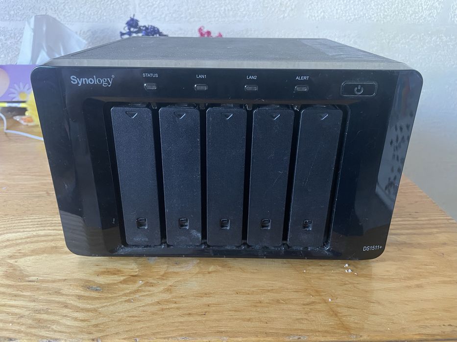 Мережеве сховище NAS Synology DS1511+ 5*500ГБ HDD