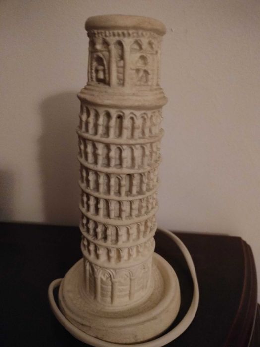 Modelo da Torre de Pisa