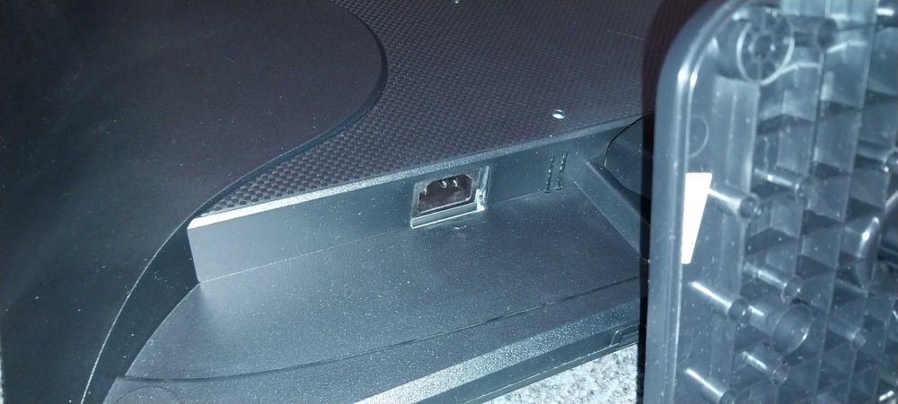 Монитор liyama ProLite  (1920 × 1080) (23 дюйма) (60Гц) (178° / 178°)