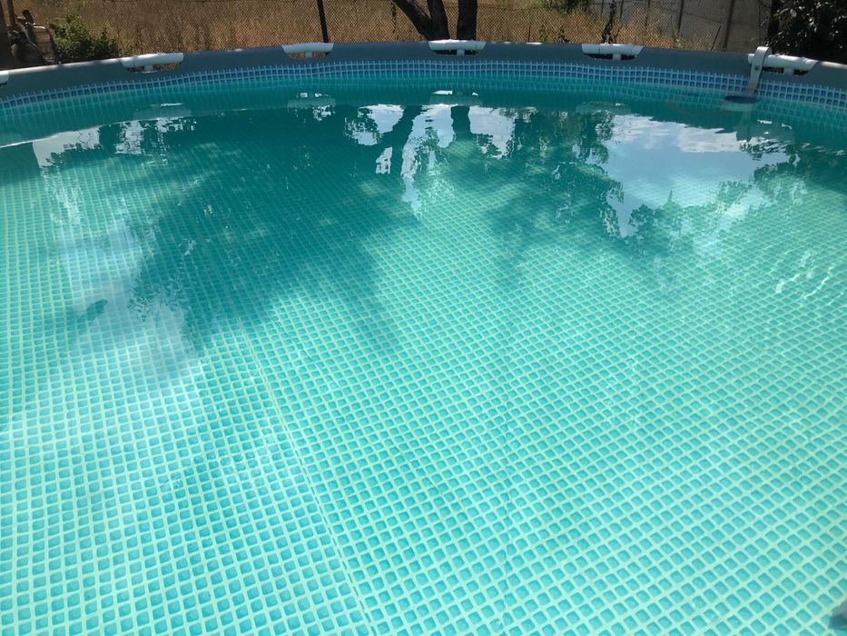 Бассейн продам в полном комплекте или обменяю на тентовый павильон