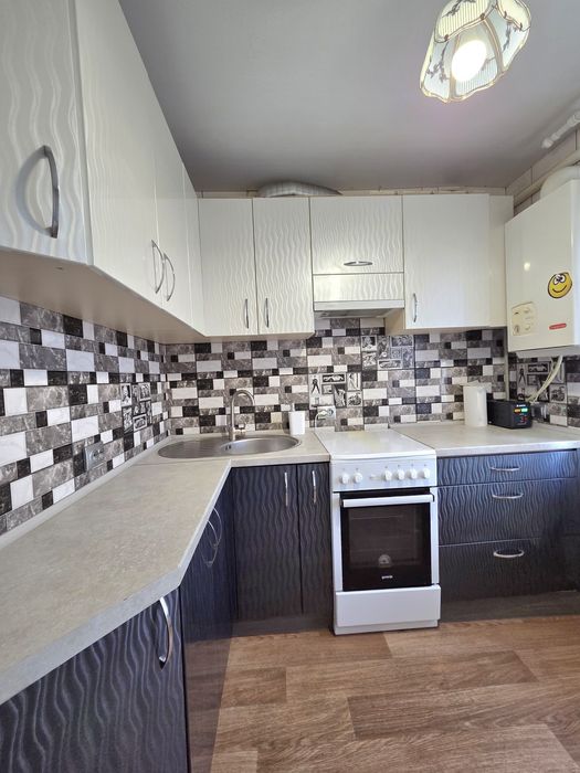 Здається 3 кімн.квартира з АГО.