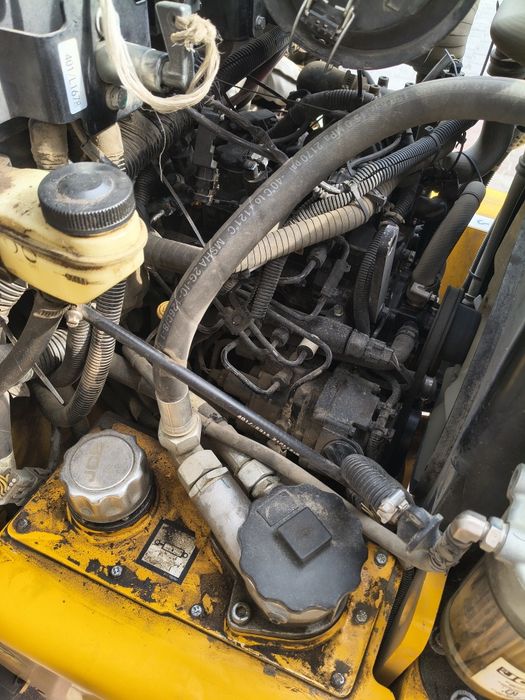 Ładowarka przegubowa, miniładowarka JCB 403 plus  kabina ogrzewanie stan bardzo dobry. Thaler, weidemann, schaffer, bobcat, streigel, osprzęt