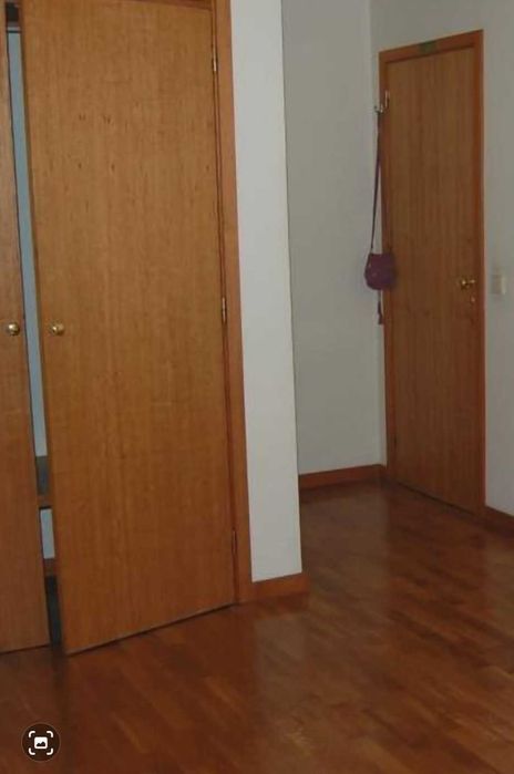 Quarto para arrendar em Braga