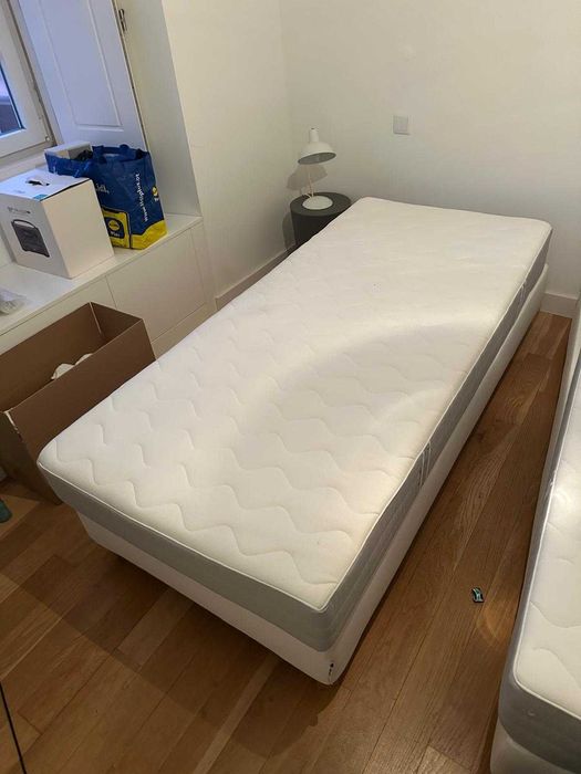 2 Sommiers individuais + colchões IKEA (como novos)