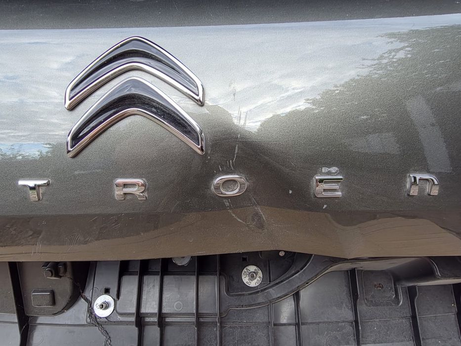 Citrone C5X elektryczna klapa bagażnika