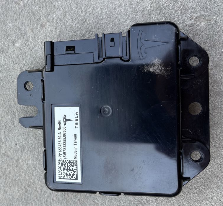 Блок управления зарядным устройством usb концентратором Tesla  3  22