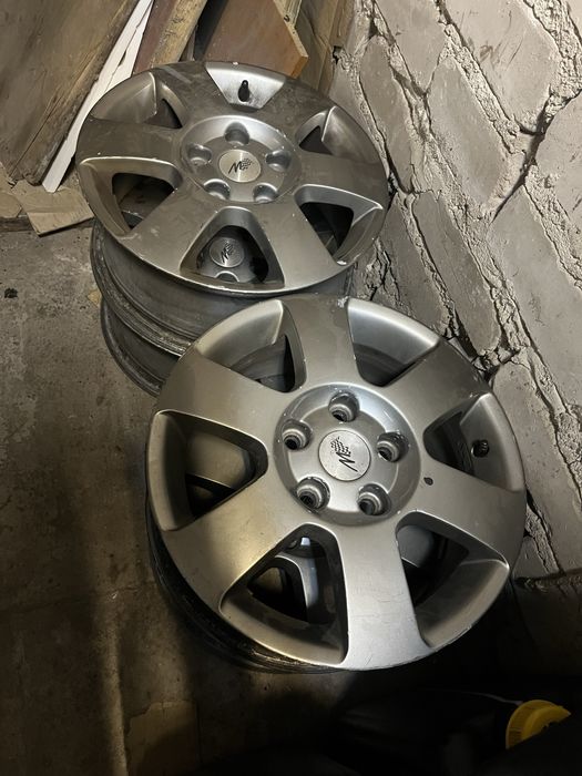 Продам оригінальні диски Шкода 5/112 Р-15