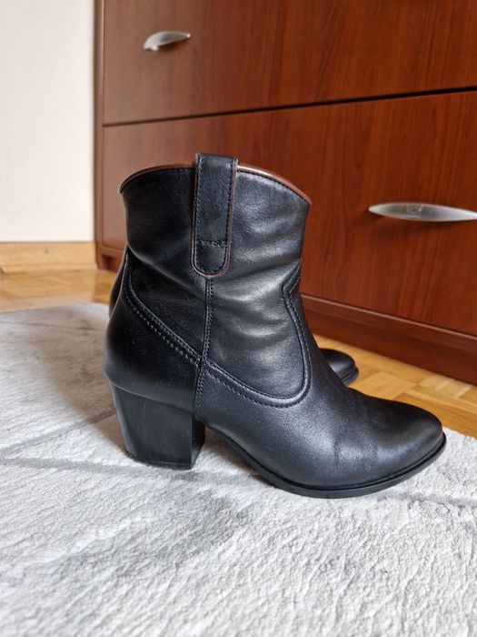 Botki CZARNA SKÓRA  firmy Lasocki roz 37