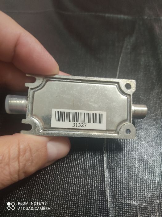 Satellite TV Signal Line Amplifier64297683773955122