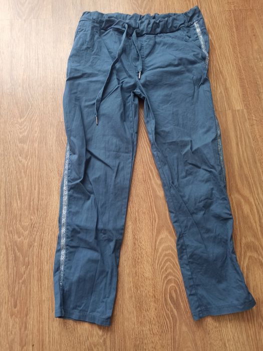 Sprzedam Spodnie rozmiar 2XL