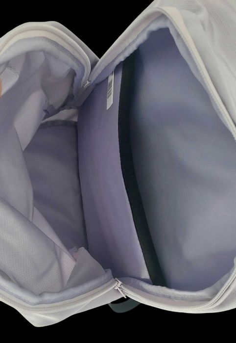 Fioletowy plecak sportowy z kieszenią na laptopa 4F 20 L.