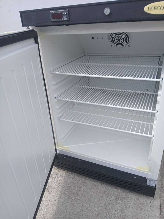 Lodówka podblatowa TEFCOLD UR200
