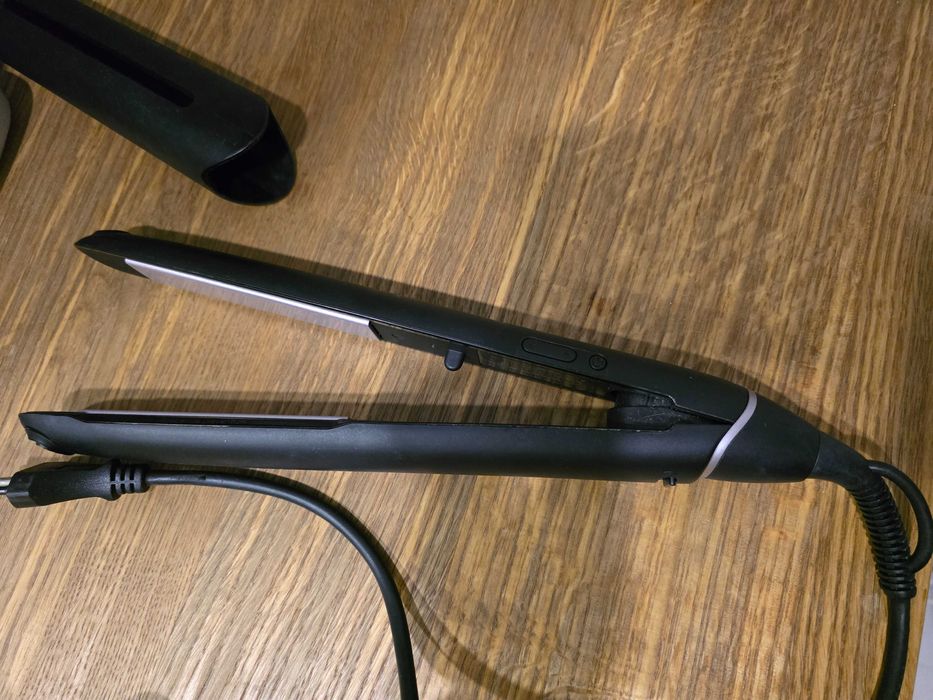 Випрямляч для волосся Philips