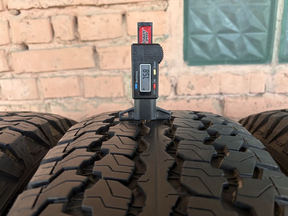 Комплект Всесезоних шин 245/70R16c Good Year