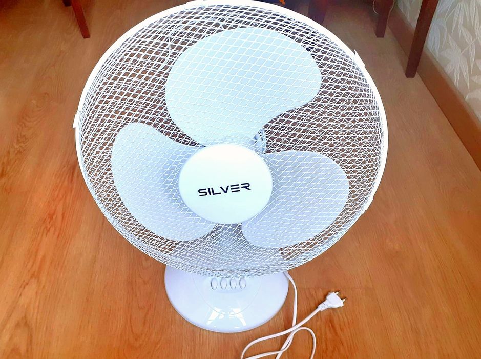 Ventoinha de mesa Silver