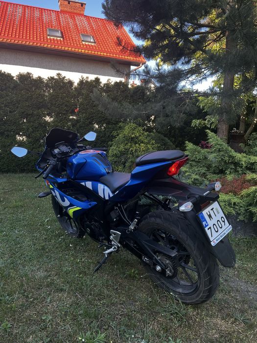 Suzuki GSXR 125 Salon PL