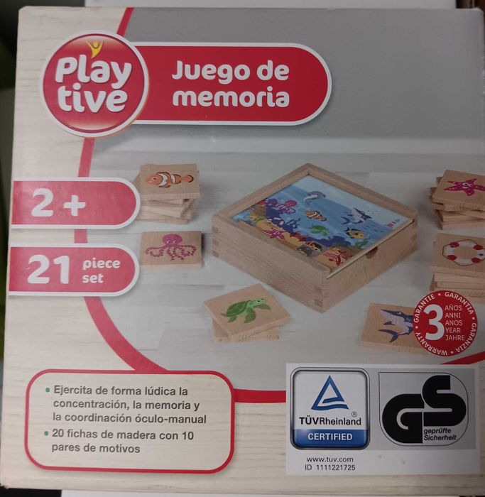 Jogo da memória de madeira