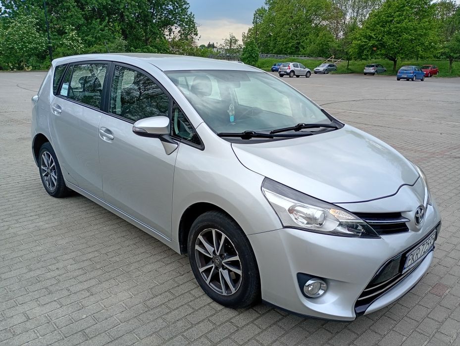 Toyota verso 2.0 d d4d