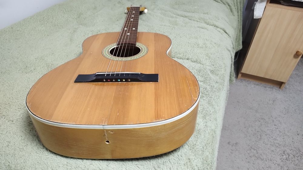 Defil 7/8 gitara akustyczna gryf 45 mm   Dobre brzmienie !!