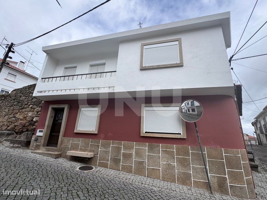Moradia T2 + 1