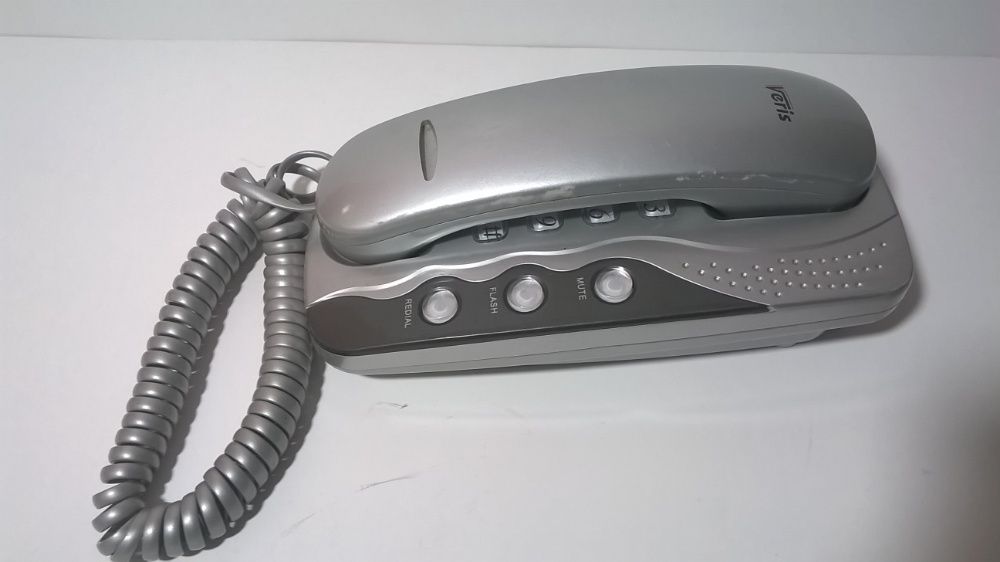 Телефони дві штуки