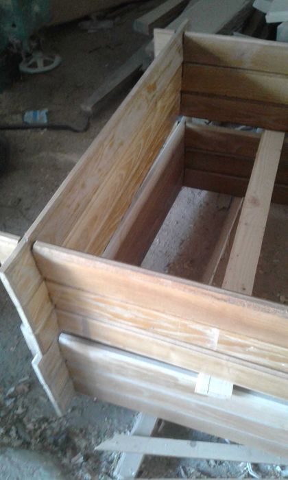 Надгробок (квітник) деревьяний 2100-1100-300висота 30 см мальований