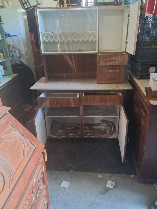 Móvel louceiro de cozinha vintage