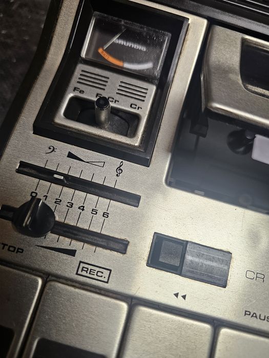 Magnetofon grundig cr485
