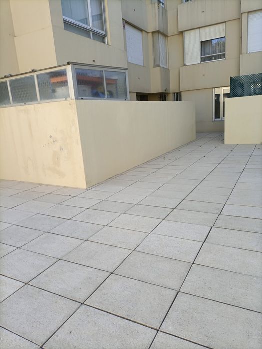 Limpeza de terraços -passeios-muros -fachadas