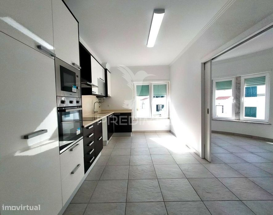 Moradia T3+1 | Remodelada | Ericeira