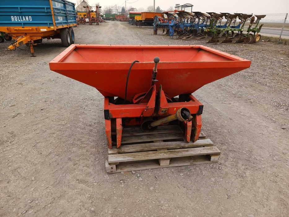 Rozsiewacz rauch, kuhn, amazone