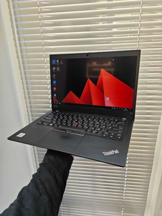 Потужний Lenovo ThinkPad X13 Gen 1 •Core i7-10710U•16GB DDR4•128GB SSD