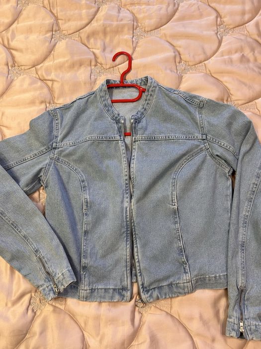 Джинсовий жакет Bershka