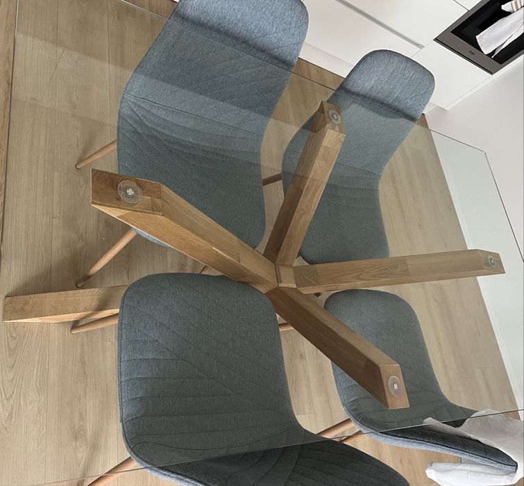 Conjunto de Mesa de Jantar AGERBY e 4 Cadeiras JONSTRUP