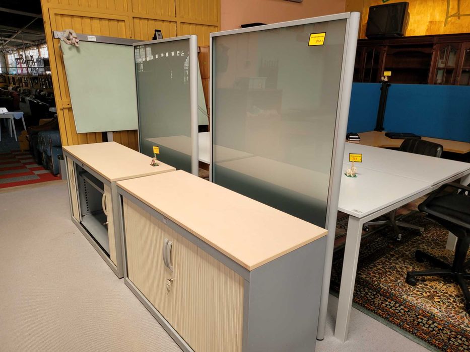 Divisórias / biombos em metal e vidro fosco - óptimo estado