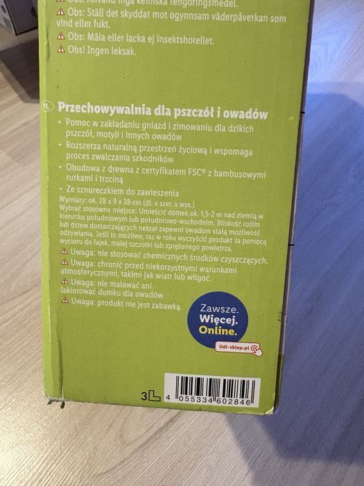 Domek przechowywalnia dla pszczół i owadów