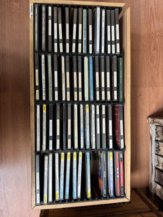 CDs Cassetes e Leitores