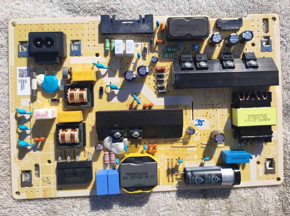 Запчастини телевізор Samsung QE43Q60TAU  BN94-15734E  BN4401057A