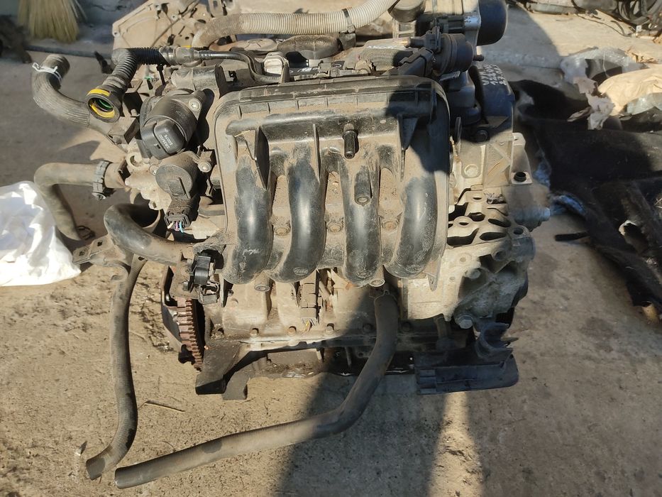 Двигун цитроен С2 С3 Пежо 206 HFH