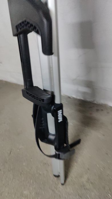 Vendo suporte de tejadilho para bicicletas da Mini