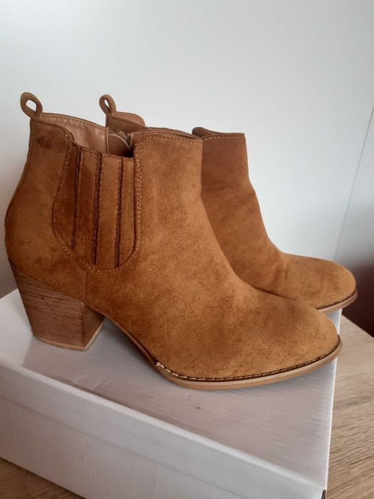 Botki kamelowe niskie