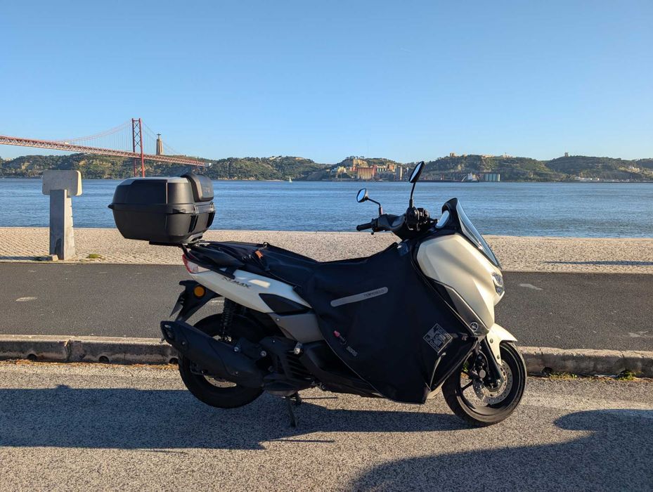 Yamaha Nmax 125 / 2024