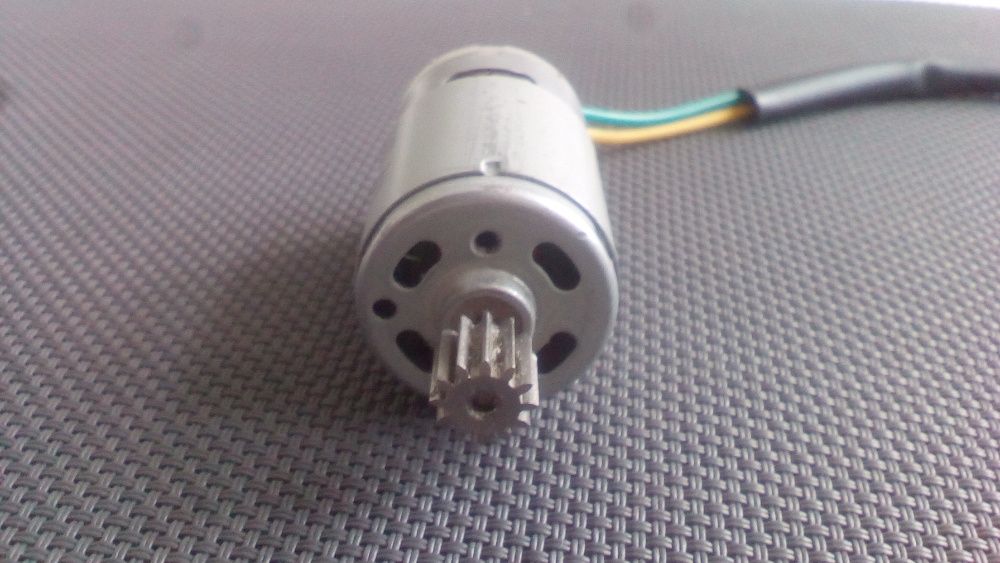 Мотор редуктора детского электромобиля 380/390/550