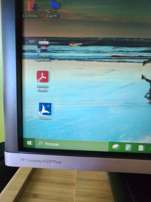 Monitor para PC HP Compaq LA2205wg impecável